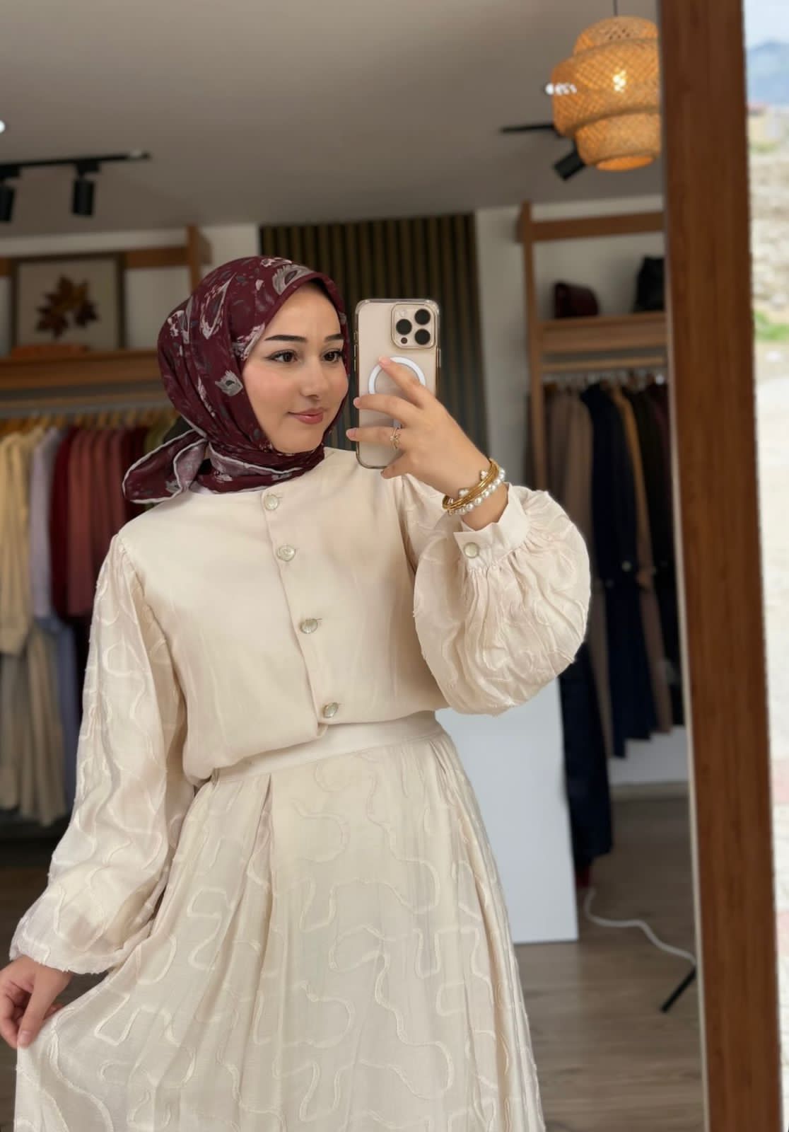 Kalealtı Tombul Bayan Bayan Escort Hilal