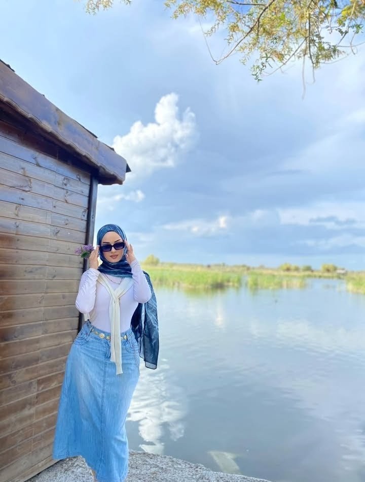 Küçüküngüt Dul Escort Bayan Mira