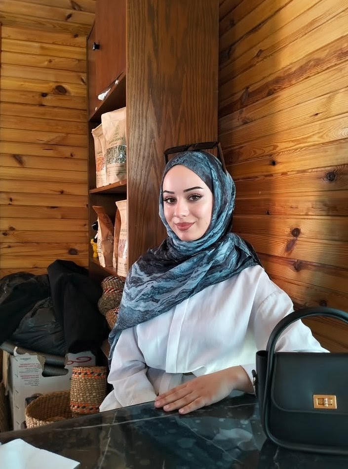 Nadır Düşünceli Bayan Escort Bayan Kader
