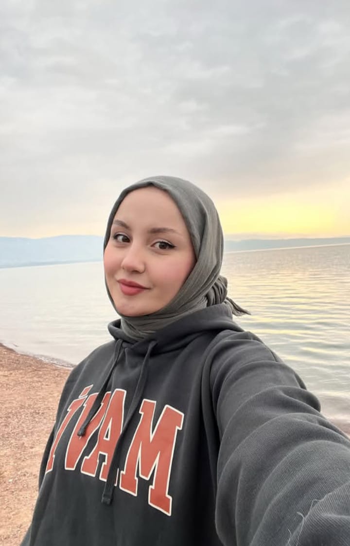 Göynük Lider Kadın Escort Azra
